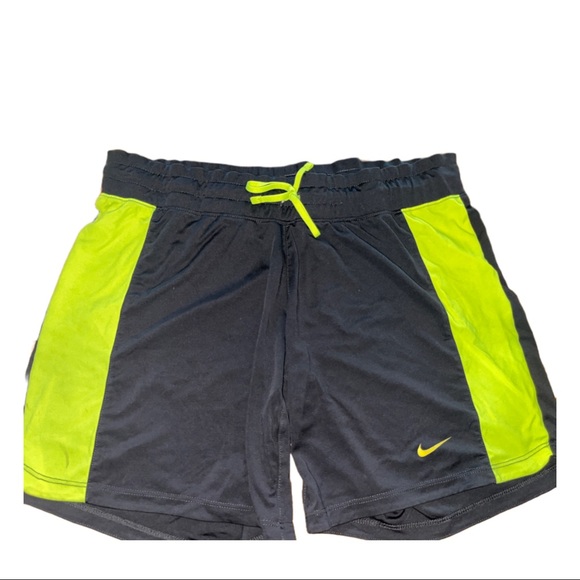 Nike shorts bundle - Picture 2 of 2